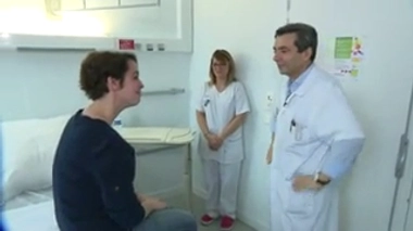 Maladie de Crohn : patients et médecins en colère