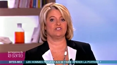 Les hommes peuvent-ils se faire opérer la poitrine ?