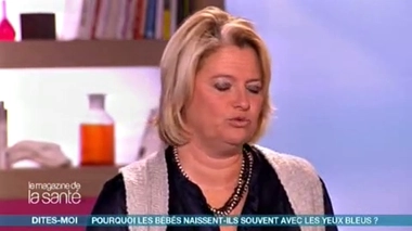 Pourquoi les bébés naissent-ils souvent avec les yeux bleus ? (photo © morrrozzz - Fotolia.com)