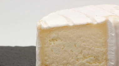 Intoxication dans des cantines de Seine-Maritime : le fromage en cause (Image : cc-by-sa Coyau)