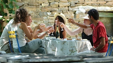 Vacances : éviter les pièges de l'apéro !