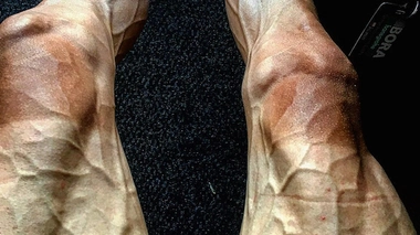 Les jambes de Pawel Poljanski après la 16e étape du Tour de France.