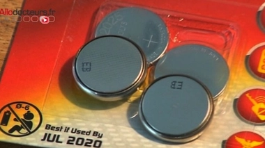 Photo d'illustration. Le lithium contenu dans les piles boutons est à l'origine des lésions de l'oesophage.