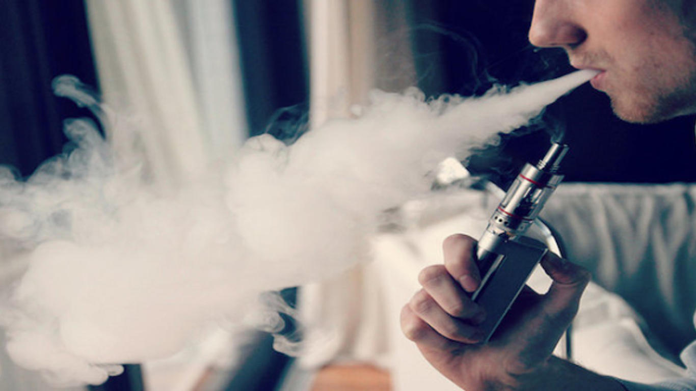Vapoteurs : mobilisez-vous ! Une étude va évaluer l'efficacité de la  cigarette électronique pour arrêter de fumer