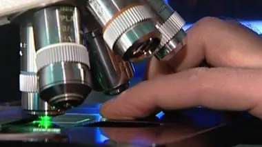 Les nanoparticules présentes dans les médicaments sont-elles dangereuses ?