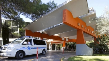 Entrée du CHU de Montpellier (crédits : Gabrielle Voinot)