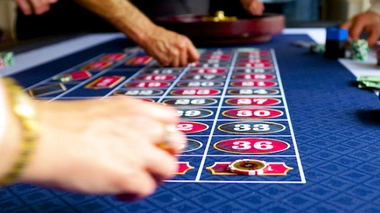 Parmi les effets indésirables du traitement, les chercheurs évoquent une dépendance aux jeux.