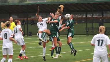 Frapper le ballon de la tête provoquerait cinq fois plus de lésions cérébrales chez les femmes