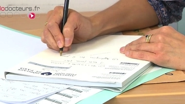 Macron aurait aimé des médecins libéraux "disponibles jusqu'à 22 heures"