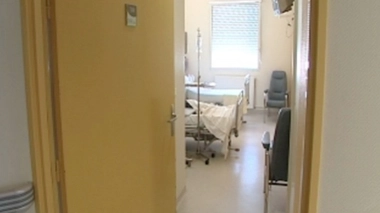 Garde à vue pour une femme soupçonnée d'avoir aidé sa mère à mourir