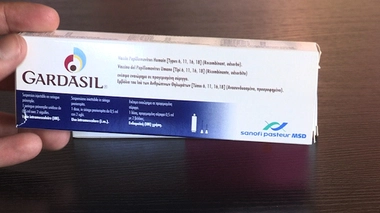 Non, les jeunes filles vaccinées contre le HPV ne font pas l'amour plus tôt