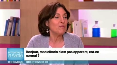 Mon clitoris n’est pas apparent. Est-ce normal ?