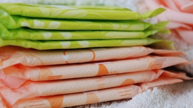 Précarité menstruelle : une sénatrice demande la gratuité des protections hygiéniques