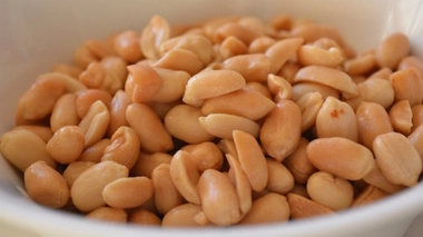 Pourquoi vous ne pourrez plus acheter de cacahuètes à bord des avions EasyJet