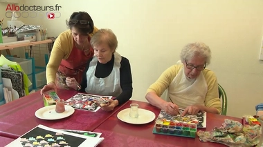 EHPAD : proposer plus d'activités pour diminuer la quantité de médicaments