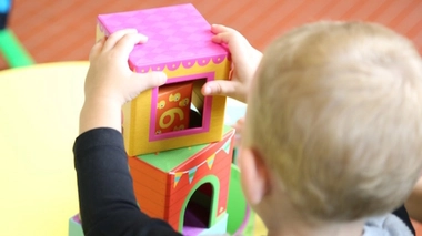 Réforme des crèches : "Il faut remettre l’enfant au centre de la discussion"