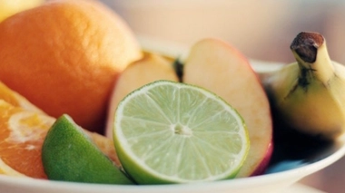 Les enfants consomment beaucoup trop de sucres, selon l'Anses