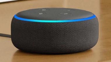 "Alexa j'ai mal au ventre": le service de santé anglais collabore avec Amazon