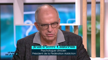 Jeunes et alcool : « entre eux ils se font boire mais ils prennent soin d’eux aussi. »