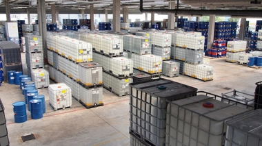 Stockage de produits chimiques - Photo d'illustration.