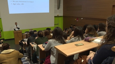 Médecine : les étudiants recalés dirigés vers les déserts médicaux ?