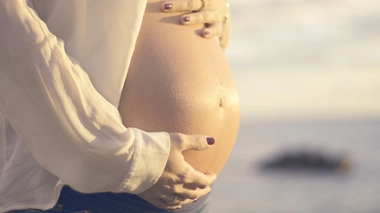 Naissance après le terme : une étude annulée après la mort de six bébés