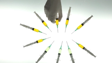 Covid : le vaccin franco-britannique de Sanofi et GSK ne sera prêt que fin 2021