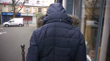 Jeune et séropositif : "J’ai fait plusieurs tentatives de suicide"