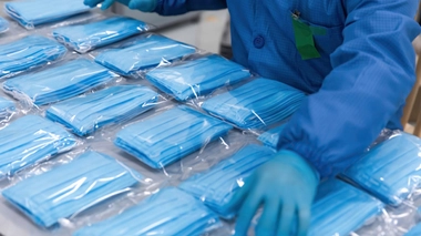 Des chercheurs au Costa Rica ont mis au point une technologie pour désinfecter les masques jetables