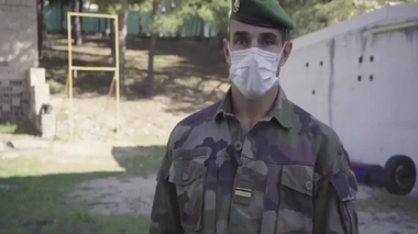 Insolite : la légion étrangère vous apprend les gestes barrières !