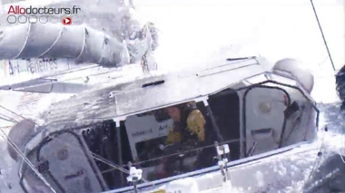Vendée Globe : les derniers préparatifs du skippeur français Romain Attanasio