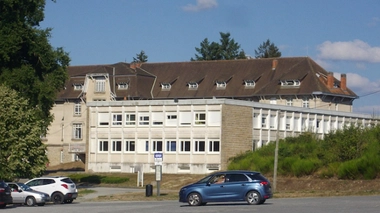 Le lycée agricole d'Ahun, dans la Creuse, l'un des principaux clusters de covid du département.