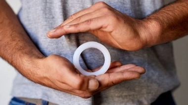 Contraception masculine : quelles sont les méthodes efficaces et réversibles ?