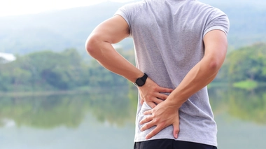 Lombalgie chronique : prévenir le mal de dos des soignants