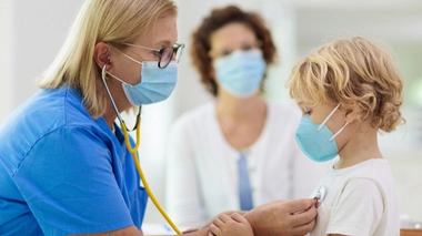 Covid : le variant Delta ne provoque pas de cas plus graves chez les enfants