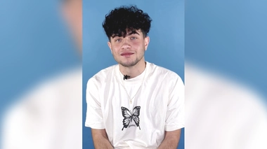 Sasha, 20 ans, nous raconte sa transition de genre