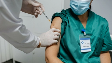 Pas d’obligation vaccinale pour les soignants en arrêt maladie