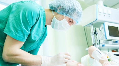 Pourquoi la mortalité infantile augmente-t-elle en France ?