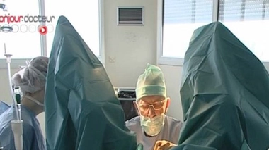 Leur sexe les complexe... Peut-on opérer ?