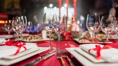 Covid-19 et fêtes de fin d'année : ce que préconise le Conseil scientifique