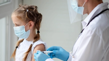 Une petite fille vaccinée par erreur avec Moderna, les parents portent plainte