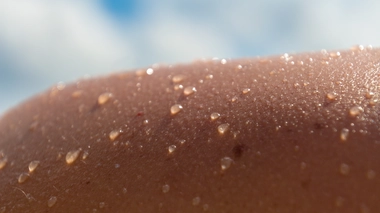 Je transpire des plis, que faire ?