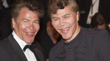 Décès des frères Bogdanoff : existe-t-il une prédisposition génétique au Covid ?