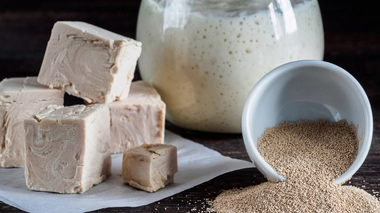 Pour faire son pain, levure ou levain ?