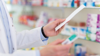 Paxlovid : la pilule anti-Covid disponible en pharmacie ce vendredi