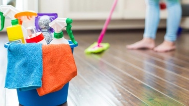 Pollution : les produits ménagers aussi polluants que le trafic routier ?