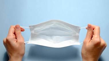 Covid : moins de contaminations, mais toujours autant de malades à l’hôpital