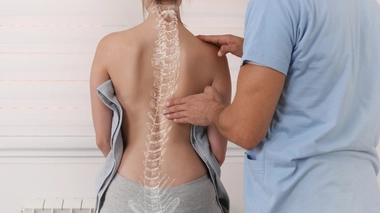 Scoliose : quand la colonne s'affole