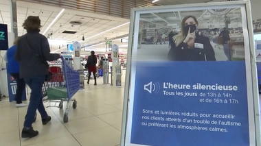 Des supermarchés mieux adaptés aux clients autistes