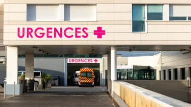 "Le gouvernement prend ses responsabilités face à la crise", a affirmé Brigitte Bourguignon